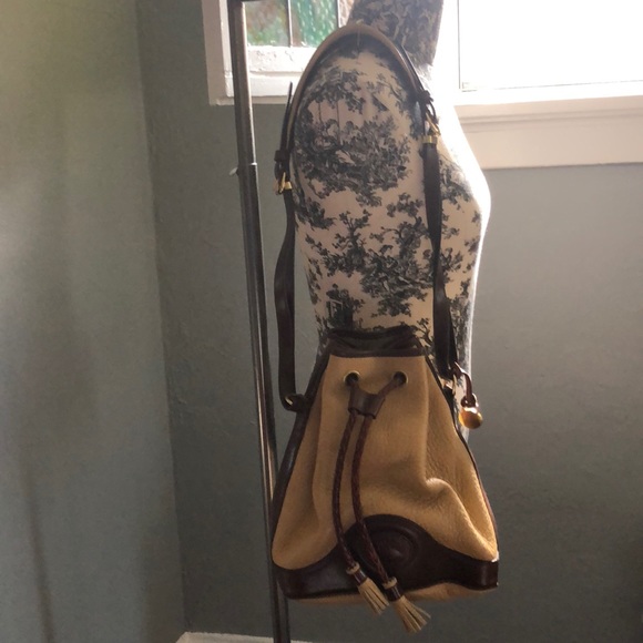 Vintage Dooney & Bourke | vintage Bucket bag - Picture 4 of 10